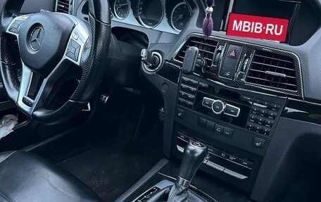 Mercedes-Benz E-Класс, 2012 год, 1 300 000 рублей, 5 фотография