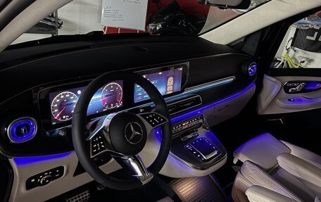 Mercedes-Benz V-Класс, 2025 год, 12 745 000 рублей, 23 фотография