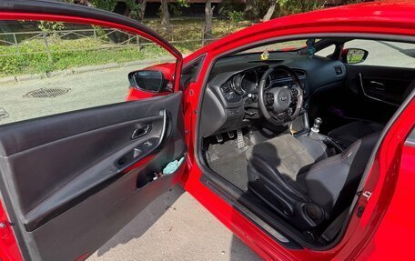 KIA cee'd GT II, 2015 год, 1 200 000 рублей, 9 фотография