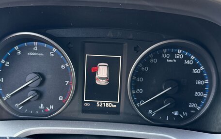 Toyota RAV4, 2017 год, 2 950 000 рублей, 3 фотография