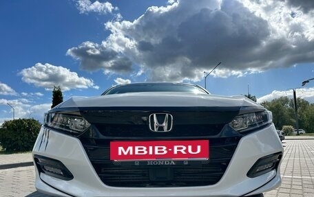 Honda Accord IX рестайлинг, 2019 год, 1 700 000 рублей, 3 фотография