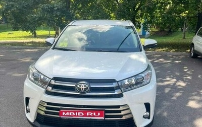 Toyota Highlander III, 2017 год, 3 900 000 рублей, 1 фотография