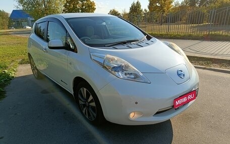 Nissan Leaf I, 2013 год, 888 888 рублей, 1 фотография