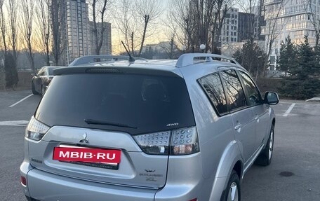 Mitsubishi Outlander III рестайлинг 3, 2007 год, 1 250 000 рублей, 5 фотография