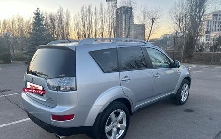 Mitsubishi Outlander III рестайлинг 3, 2007 год, 1 250 000 рублей, 6 фотография