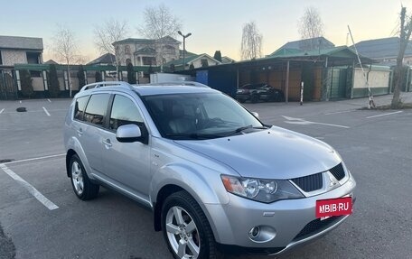Mitsubishi Outlander III рестайлинг 3, 2007 год, 1 250 000 рублей, 3 фотография