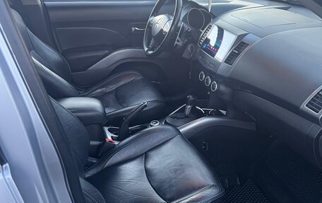 Mitsubishi Outlander III рестайлинг 3, 2007 год, 1 250 000 рублей, 12 фотография