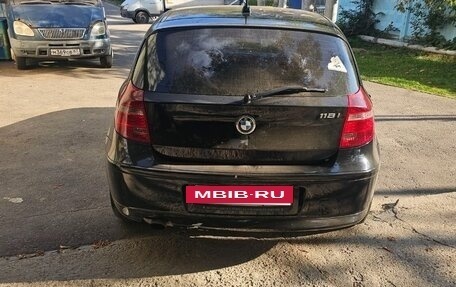 BMW 1 серия, 2010 год, 750 000 рублей, 2 фотография