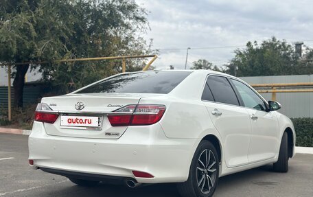 Toyota Camry, 2017 год, 2 000 000 рублей, 4 фотография