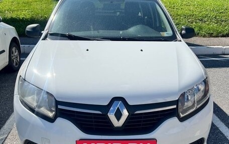 Renault Logan II, 2016 год, 400 000 рублей, 3 фотография