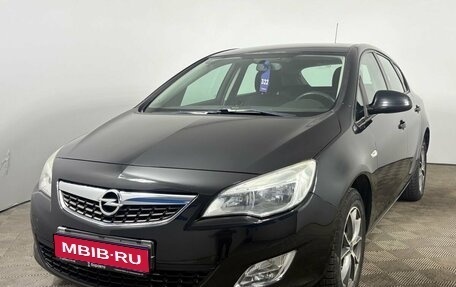 Opel Astra J, 2011 год, 835 000 рублей, 1 фотография