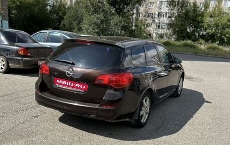 Opel Astra J, 2012 год, 630 000 рублей, 4 фотография