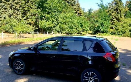 KIA cee'd I рестайлинг, 2010 год, 850 000 рублей, 4 фотография