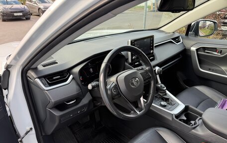Toyota RAV4, 2022 год, 3 600 000 рублей, 17 фотография