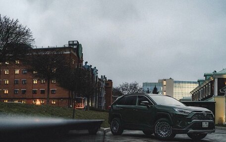 Toyota RAV4, 2022 год, 3 600 000 рублей, 28 фотография