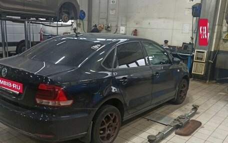 Volkswagen Polo VI (EU Market), 2017 год, 898 000 рублей, 3 фотография