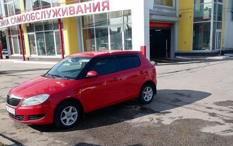 Skoda Fabia II, 2013 год, 530 000 рублей, 3 фотография