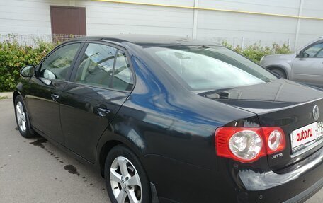 Volkswagen Jetta VI, 2008 год, 600 000 рублей, 3 фотография