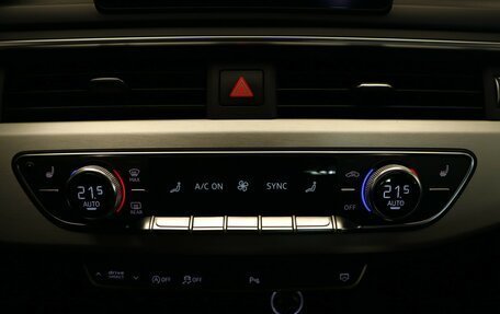 Audi A4, 2019 год, 3 249 000 рублей, 15 фотография