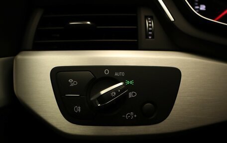 Audi A4, 2019 год, 3 249 000 рублей, 16 фотография