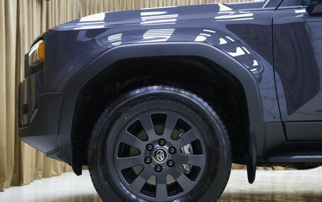 Toyota Land Cruiser Prado, 2024 год, 8 990 000 рублей, 17 фотография