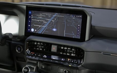 Toyota Land Cruiser Prado, 2024 год, 8 990 000 рублей, 13 фотография
