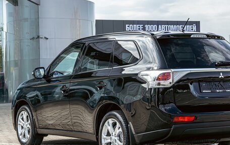 Mitsubishi Outlander III рестайлинг 3, 2014 год, 1 225 000 рублей, 9 фотография
