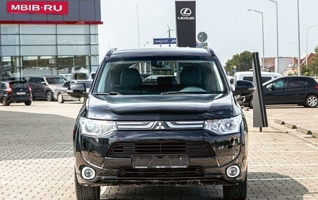 Mitsubishi Outlander III рестайлинг 3, 2014 год, 1 225 000 рублей, 2 фотография