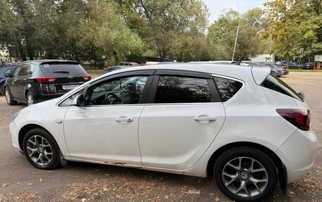 Opel Astra J, 2012 год, 600 000 рублей, 3 фотография