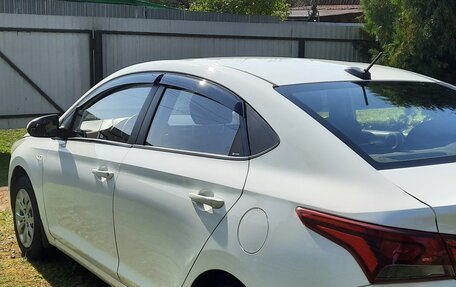 Hyundai Solaris II рестайлинг, 2018 год, 875 000 рублей, 6 фотография