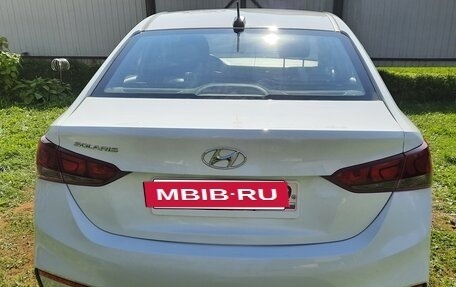 Hyundai Solaris II рестайлинг, 2018 год, 875 000 рублей, 5 фотография