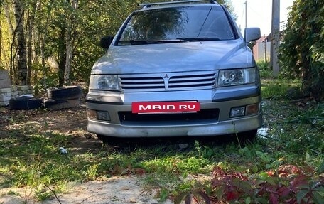 Mitsubishi Space Wagon III, 1999 год, 310 000 рублей, 2 фотография