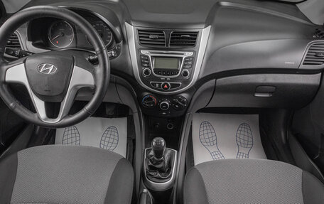 Hyundai Solaris II рестайлинг, 2013 год, 699 000 рублей, 8 фотография