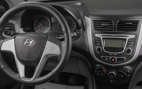 Hyundai Solaris II рестайлинг, 2013 год, 699 000 рублей, 15 фотография