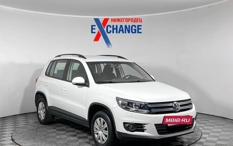 Volkswagen Tiguan I, 2013 год, 999 000 рублей, 2 фотография