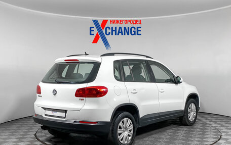 Volkswagen Tiguan I, 2013 год, 999 000 рублей, 4 фотография