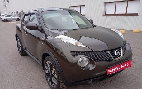 Nissan Juke II, 2013 год, 950 000 рублей, 2 фотография