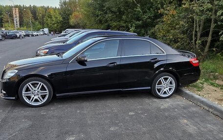Mercedes-Benz E-Класс, 2012 год, 1 580 000 рублей, 8 фотография