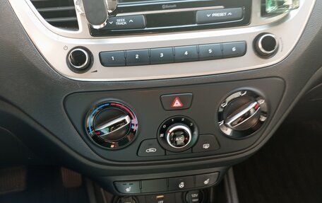 Hyundai Solaris II рестайлинг, 2021 год, 1 490 000 рублей, 9 фотография