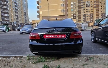 Mercedes-Benz E-Класс, 2012 год, 1 580 000 рублей, 20 фотография