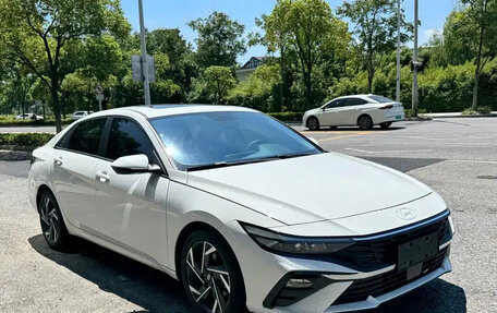 Hyundai Elantra, 2022 год, 1 460 000 рублей, 3 фотография