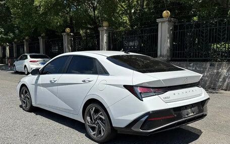 Hyundai Elantra, 2022 год, 1 460 000 рублей, 5 фотография