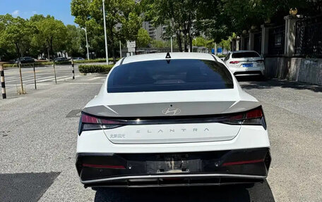 Hyundai Elantra, 2022 год, 1 460 000 рублей, 6 фотография