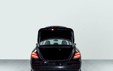 Mercedes-Benz E-Класс, 2019 год, 3 700 000 рублей, 8 фотография