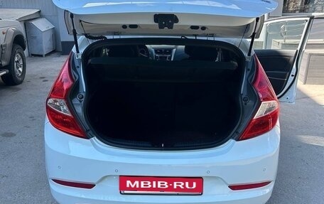 Hyundai Solaris II рестайлинг, 2015 год, 1 000 000 рублей, 8 фотография