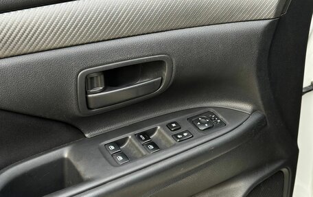 Mitsubishi Outlander III рестайлинг 3, 2015 год, 1 550 000 рублей, 32 фотография