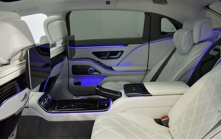 Mercedes-Benz Maybach S-Класс, 2023 год, 26 000 000 рублей, 11 фотография