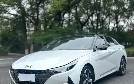 Hyundai Elantra, 2022 год, 1 400 000 рублей, 1 фотография