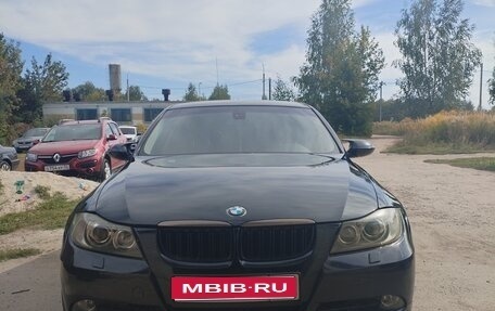 BMW 3 серия, 2006 год, 600 000 рублей, 1 фотография