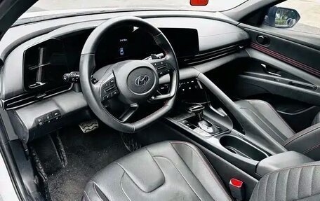 Hyundai Elantra, 2022 год, 1 400 000 рублей, 8 фотография